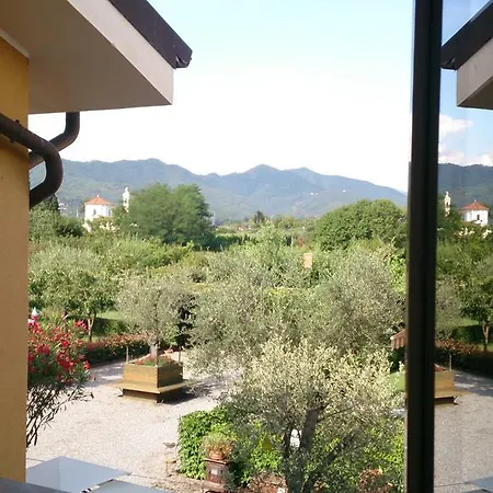 Salvia E Rosmarino - In Liguria Вилланова-д'Альбенга