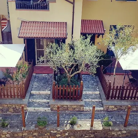 Salvia E Rosmarino - In Liguria Vendégház