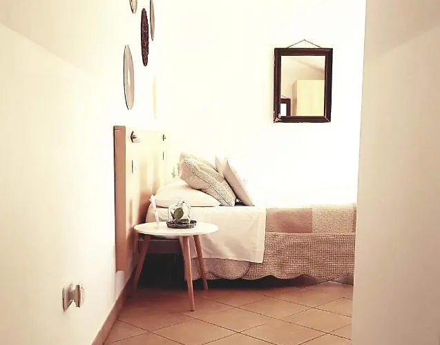 Salvia E Rosmarino - In Liguria 3*