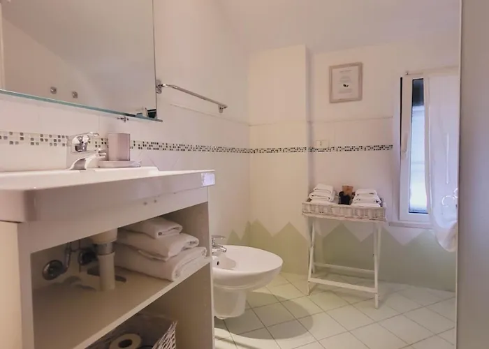 Salvia E Rosmarino - In Liguria Casa de hóspedes 3*