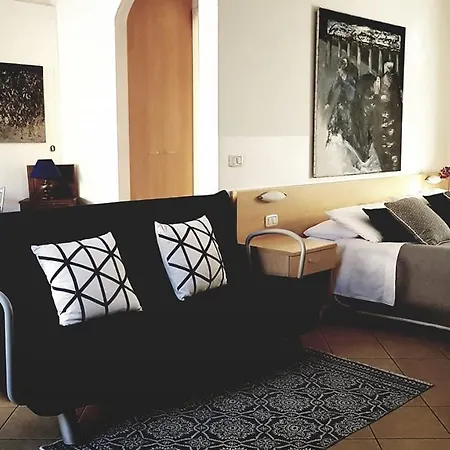 Salvia E Rosmarino - In Liguria 3* فيلانويفا دي ألبينجا