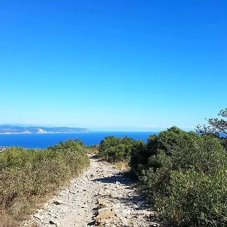 بيت ضيافة Salvia E Rosmarino - In Liguria 3*