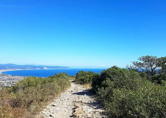 Pensión Salvia E Rosmarino - In Liguria 3*