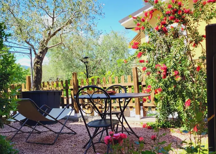 Salvia E Rosmarino - In Liguria 3*