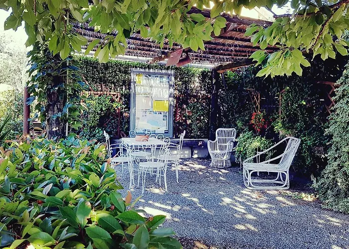 Salvia E Rosmarino - In Liguria Pensión