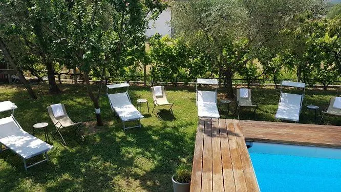 Pensión Salvia E Rosmarino - In Liguria